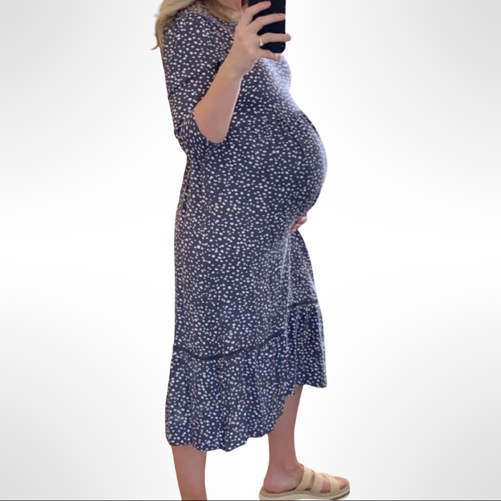 3/4 Sleeve Maternity Dress | Ingrid & Isabel | Smokey Lilac Polka Dot XS